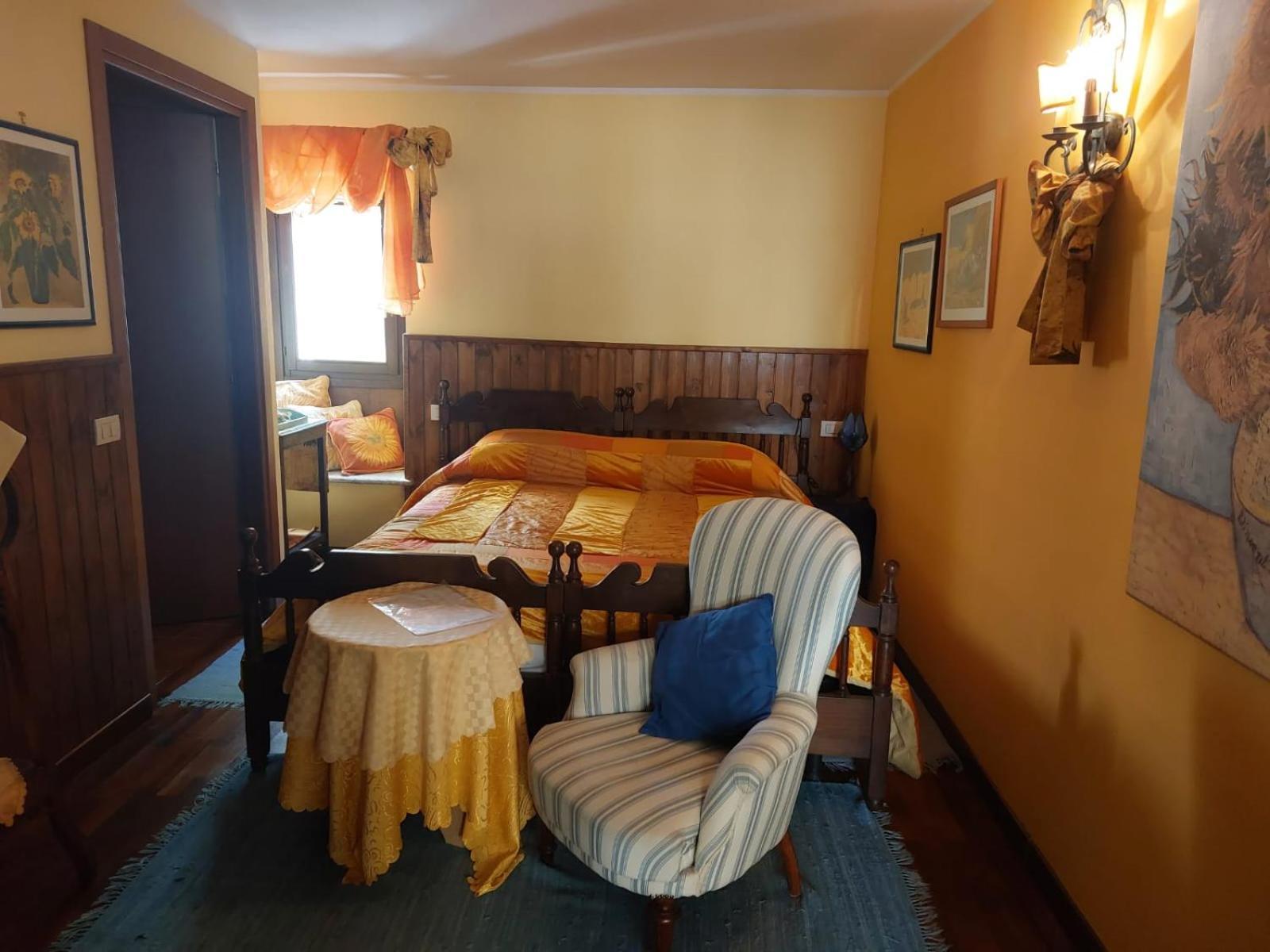 Una Franca Camere Di Charme Biella Exterior foto